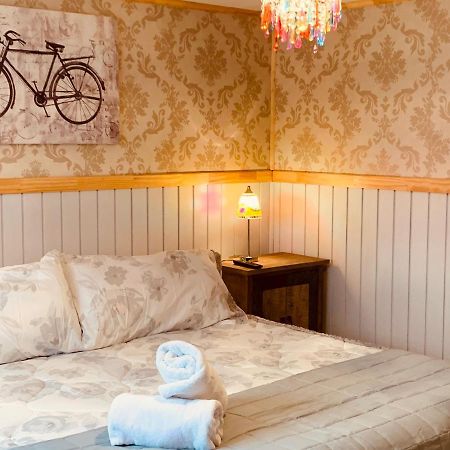 Arte Brisa Hostal Boutique Puerto Natales Eksteriør bilde