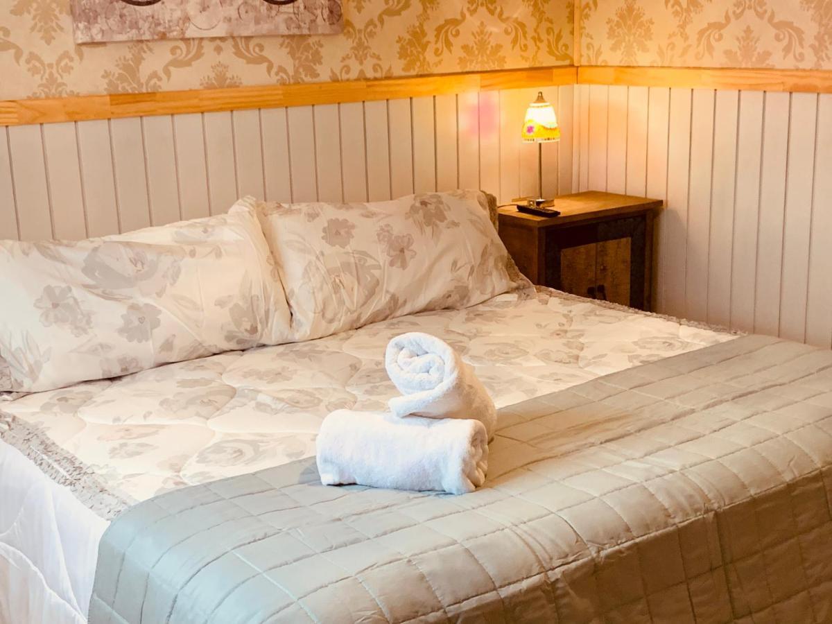 Arte Brisa Hostal Boutique Puerto Natales Eksteriør bilde