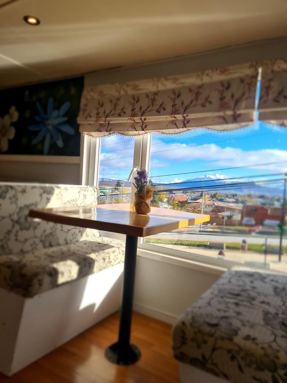 Arte Brisa Hostal Boutique Puerto Natales Eksteriør bilde